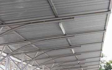 installing New Houses metal roofing